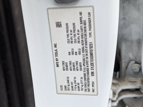 Used 2021 Tesla Model 3 Standard Range Plus RWD image 36