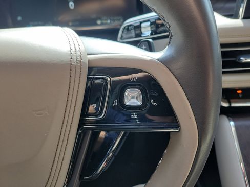 Used 2022 Lincoln Aviator Reserve RWD image 30