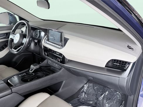 Used 2021 Nissan Rogue SV w/ Premium Package FWD image 37