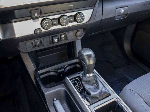 Used 2019 Toyota Tacoma SR5 image 20