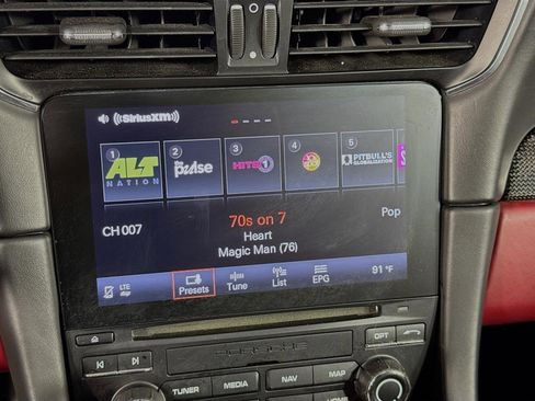 Used 2019 Porsche 911 Turbo image 15