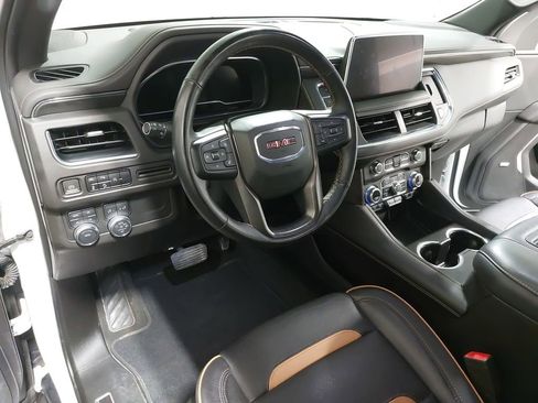 Used 2023 GMC Yukon XL AT4 AWD/4WD image 18