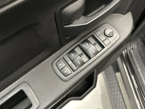 Used 2018 RAM 1500 Express w/ Black Ram 1500 Express Group image 18