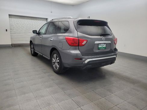 Used 2019 Nissan Pathfinder S image 5