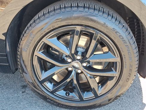 Used 2026 Land Rover Range Rover Velar Dynamic SE image 12