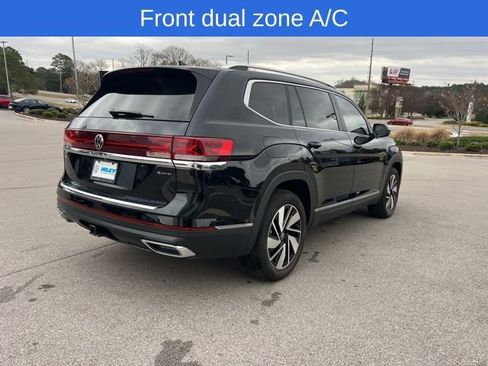 Certified 2025 Volkswagen Atlas SEL image 5
