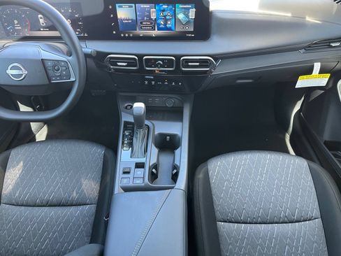 New 2027 Nissan Sentra SV w/ Floor Mat Package FWD image 14