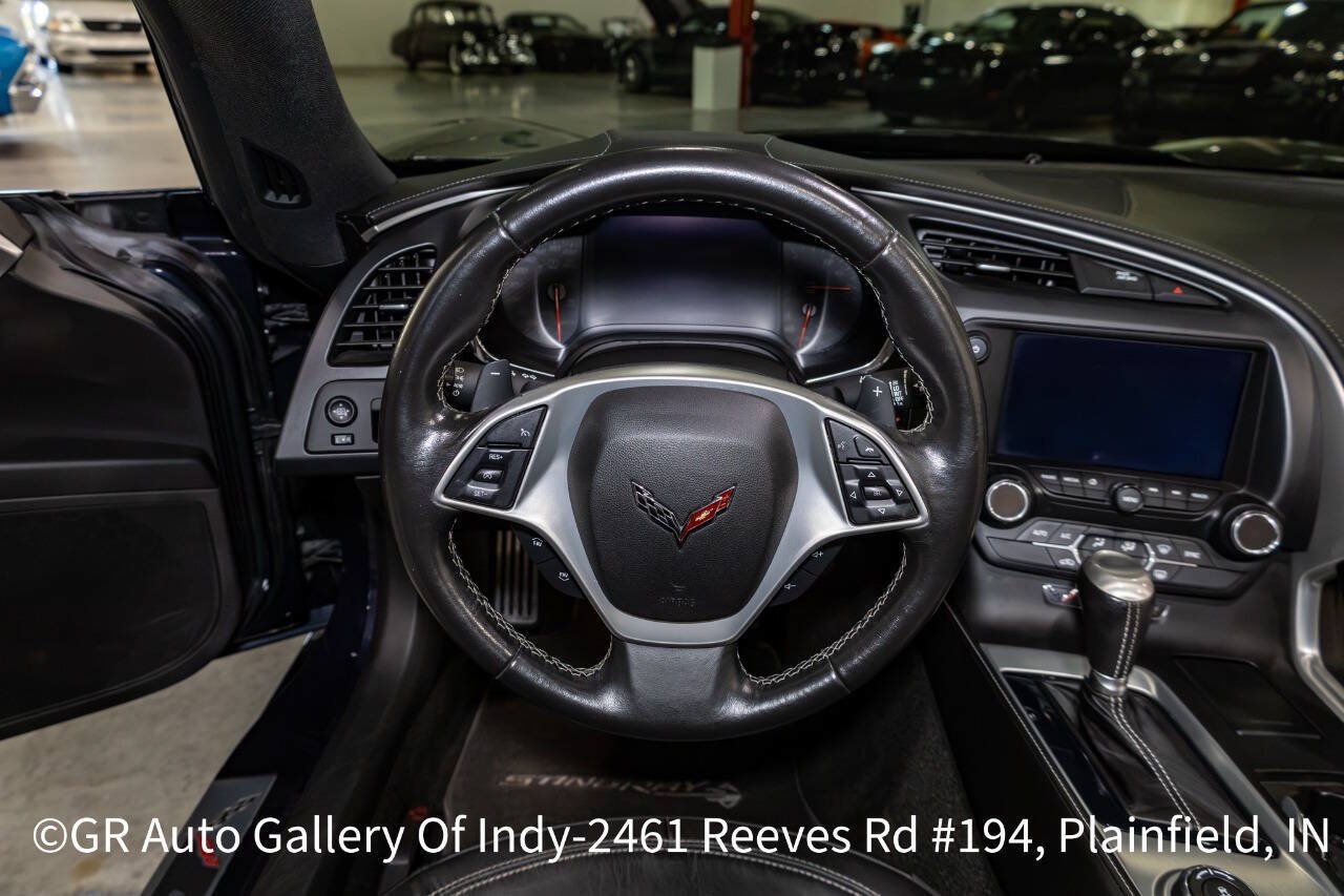 Used 2014 Chevrolet Corvette Stingray Coupe RWD image 10