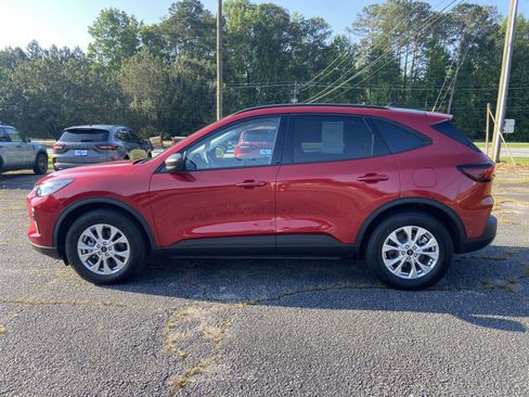 Used 2025 Ford Escape Active w/ Tech Pack #1 FWD image 6
