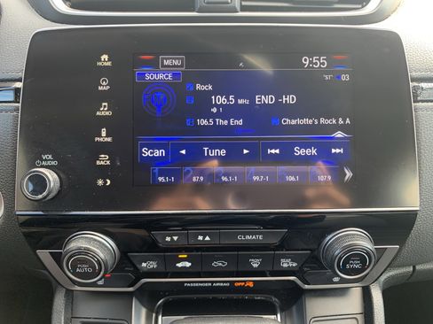 Used 2021 Honda CR-V Touring image 23