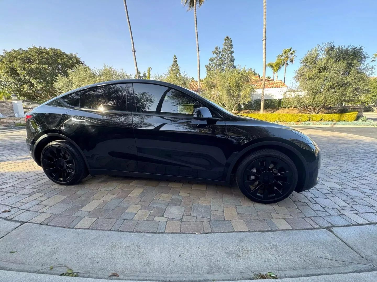Used 2021 Tesla Model Y Long Range AWD/4WD image 6