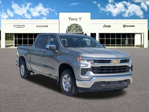 Used 2025 Chevrolet Silverado 1500 LT RWD image 1