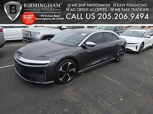Used 2023 Lucid Air Grand Touring image 2