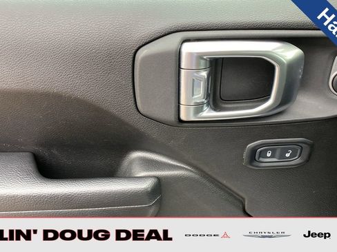 Used 2024 Jeep Wrangler Unlimited Rubicon image 15