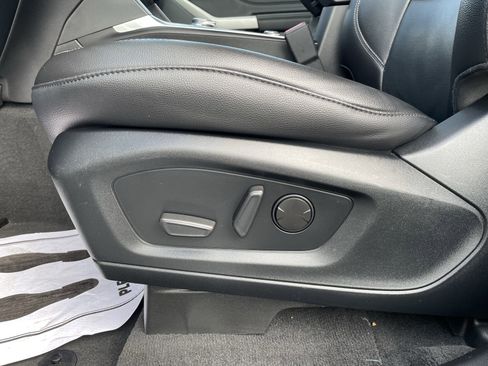 Used 2022 Ford Explorer Limited w/ Hybrid Equipment Group 310A image 11