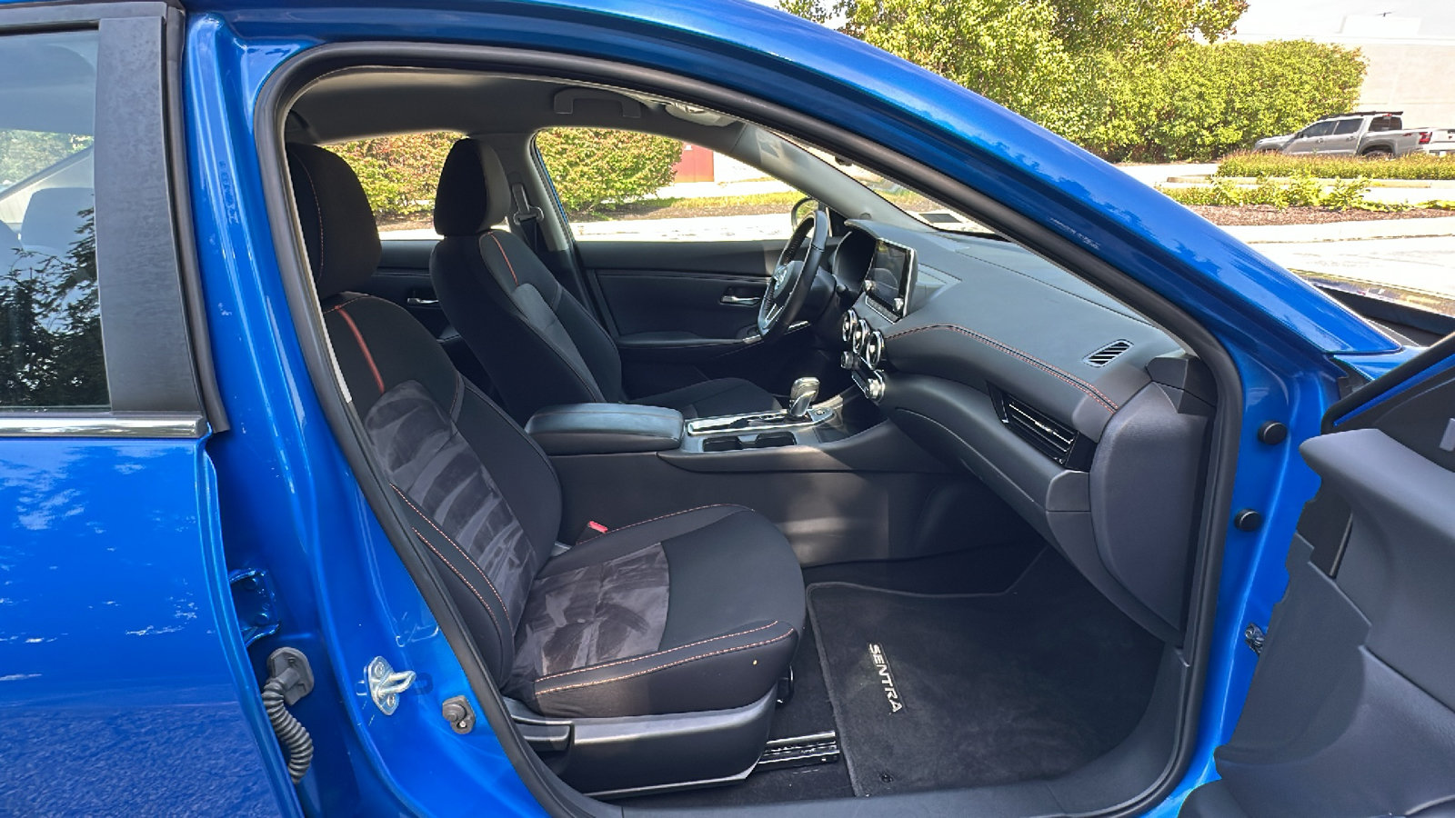 Certified 2023 Nissan Sentra SR w/ Electronics Package FWD image 24