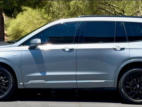 Used 2021 Cadillac XT6 Sport AWD/4WD image 5
