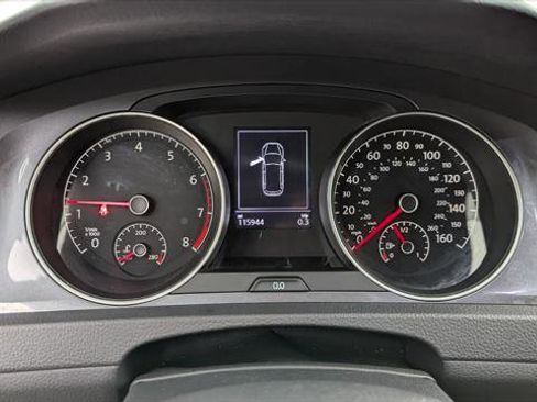 Used 2017 Volkswagen Golf Alltrack SEL image 26