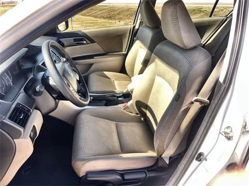 Used 2015 Honda Accord LX image 11