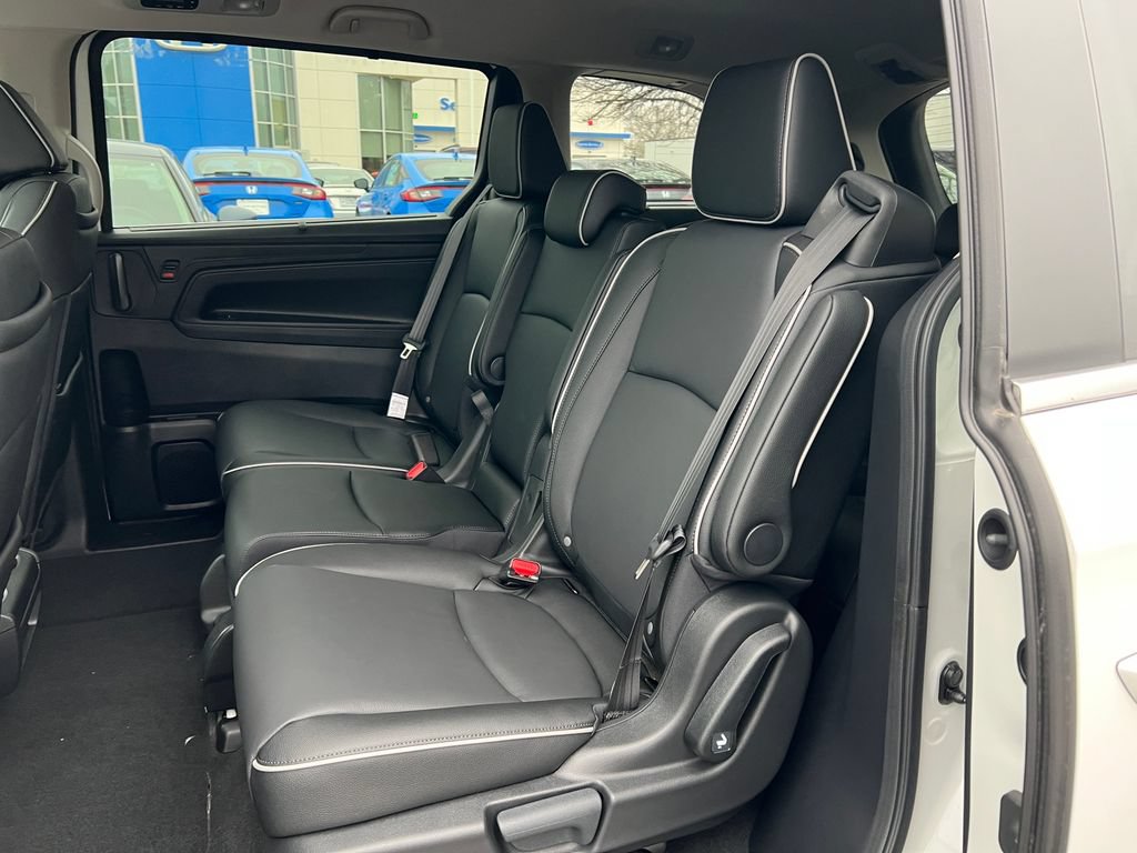 New 2026 Honda Odyssey Elite image 5