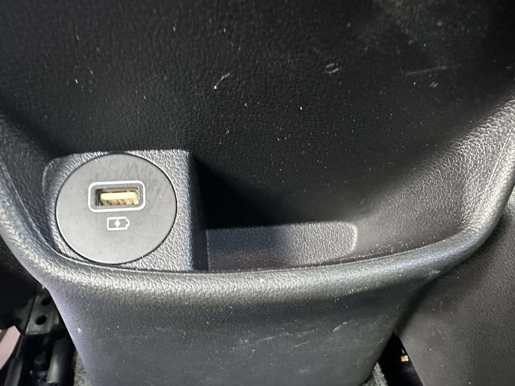 Certified 2023 Hyundai Kona SEL AWD/4WD image 13