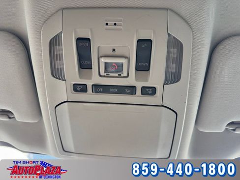 Used 2020 Toyota Highlander Limited AWD/4WD image 33
