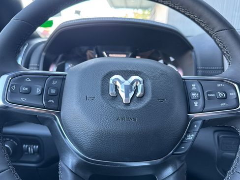 New 2026 RAM 2500 Laramie AWD/4WD image 22