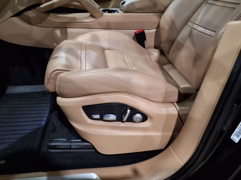 Used 2021 Porsche Cayenne Coupe AWD/4WD image 13