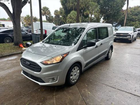 Used 2021 Ford Transit Connect XLT image 2