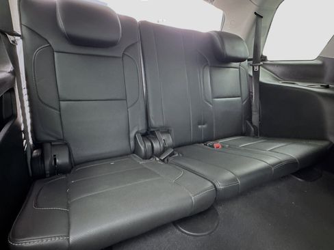 Used 2019 Chevrolet Tahoe Premier w/ RST 6.2L Performance Edition AWD/4WD image 19