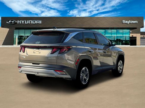 New 2026 Hyundai Tucson Blue SE AWD/4WD image 7