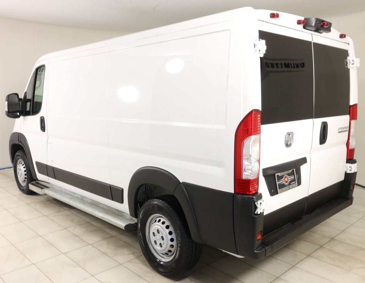 Used 2025 RAM ProMaster 2500 w/ U-Haul Equipment Group FWD image 4