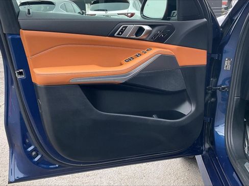 Used 2022 BMW X5 sDrive40i w/ M Sport Package RWD image 19