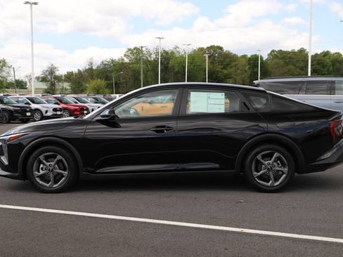 Used 2025 Kia K4 FWD image 4
