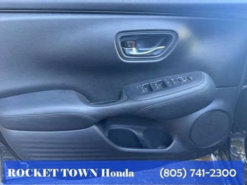 Used 2025 Honda HR-V LX image 14