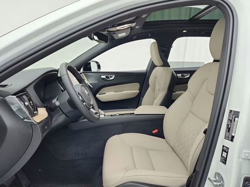 New 2026 Volvo XC60 B5 Plus w/ Climate Package image 27