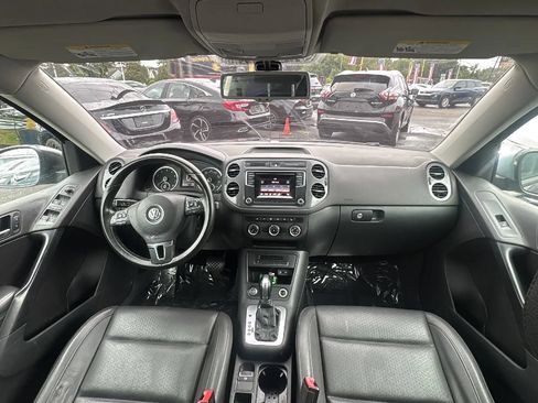 Used 2016 Volkswagen Tiguan R-Line FWD image 23