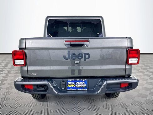 New 2026 Jeep Gladiator Sport AWD/4WD image 5