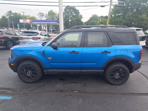 Used 2025 Ford Bronco Sport Badlands AWD/4WD image 1