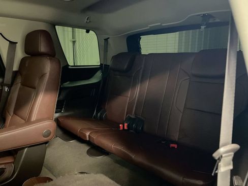 Used 2019 Chevrolet Tahoe Premier AWD/4WD image 25