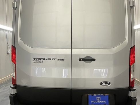 New 2026 Ford Transit 250 148 Medium Roof image 21