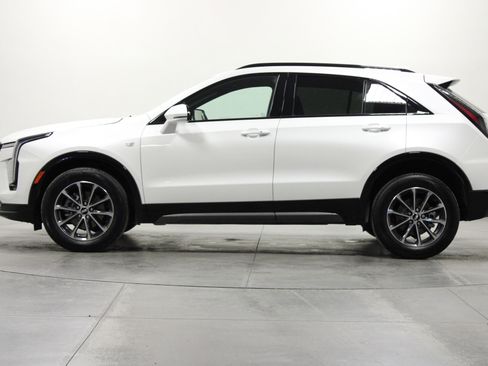 Used 2024 Cadillac XT4 Sport image 7