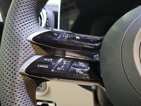 New 2026 Mercedes-Benz CLE 300 4MATIC Coupe image 26