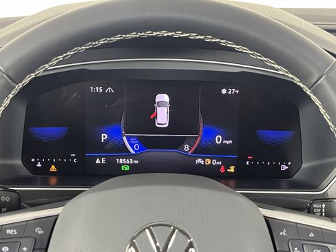 Certified 2024 Volkswagen Tiguan SE image 13