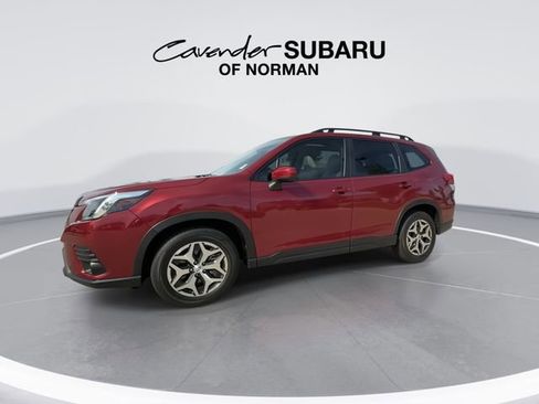 Used 2023 Subaru Forester Premium image 7