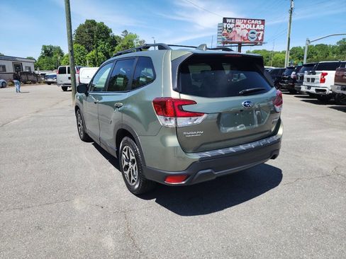 Used 2020 Subaru Forester Premium w/ Popular Package #1 AWD/4WD image 27