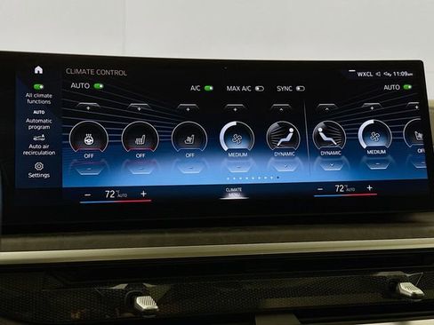 Used 2023 BMW X7 xDrive40i w/ Executive Package image 16