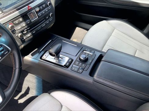 Used 2018 Genesis G80 3.3T Sport RWD image 16