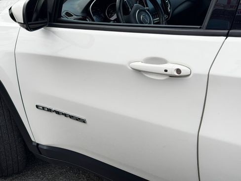 Used 2018 Jeep Compass Limited AWD/4WD image 78