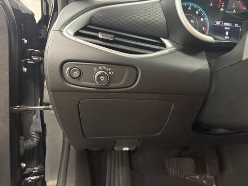 Used 2024 Chevrolet Malibu RS FWD image 21
